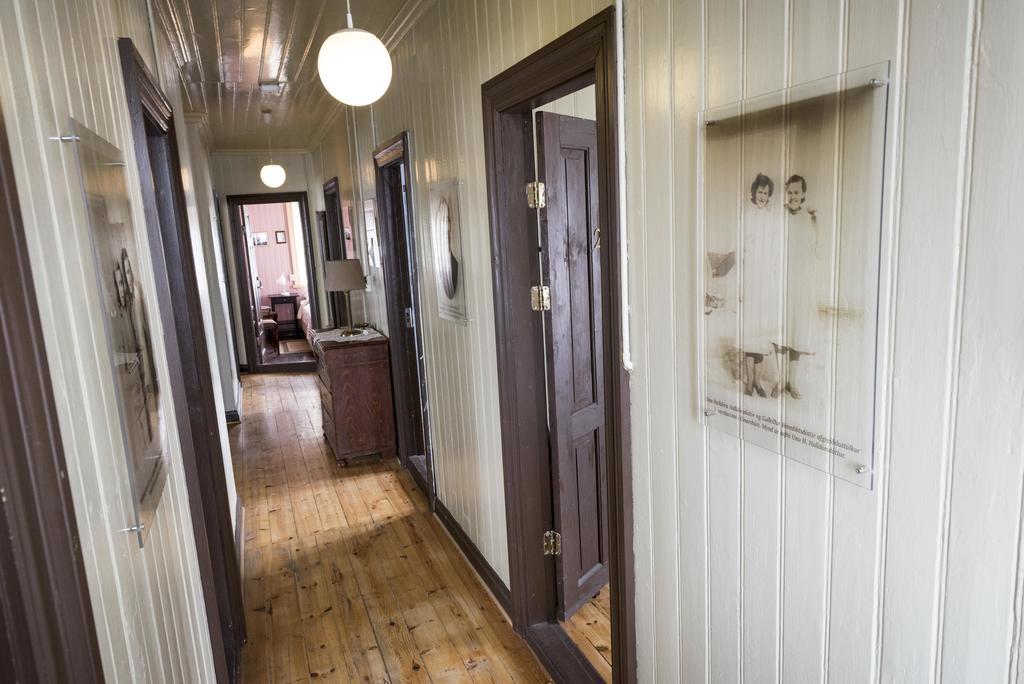 Einarshusid Guesthouse Bolungarvík Zewnętrze zdjęcie